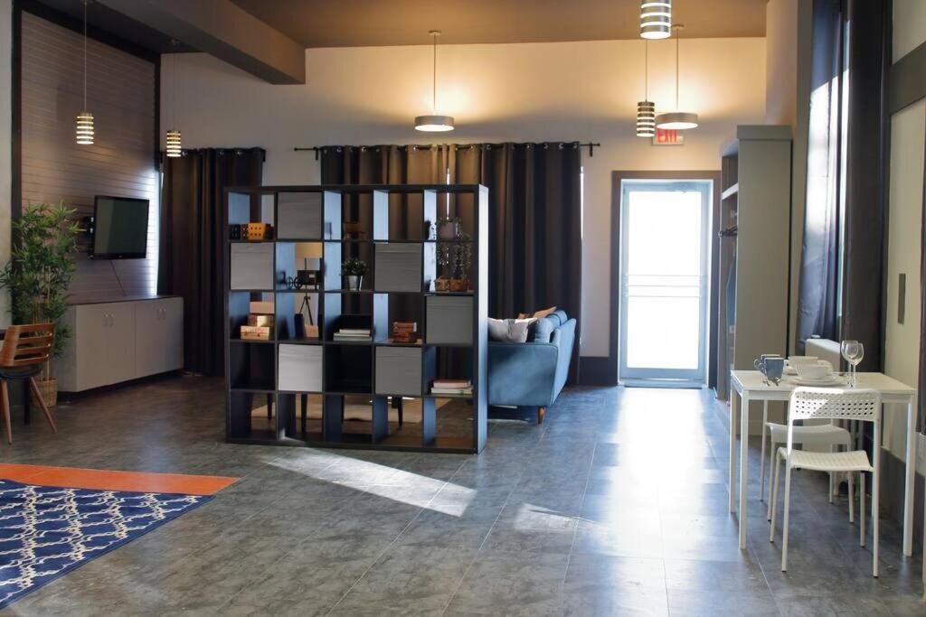 Suite #B, Industrial Styling, Ac Халифакс Екстериор снимка