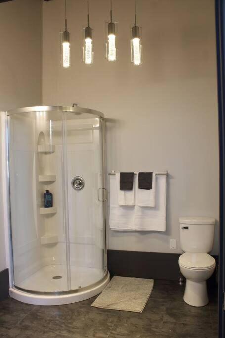 Suite #B, Industrial Styling, Ac Халифакс Екстериор снимка